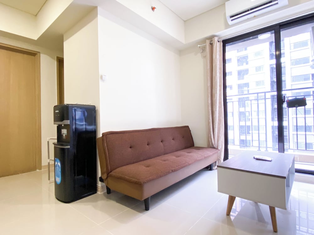 Homey And Warm 2Br At Meikarta Apartment