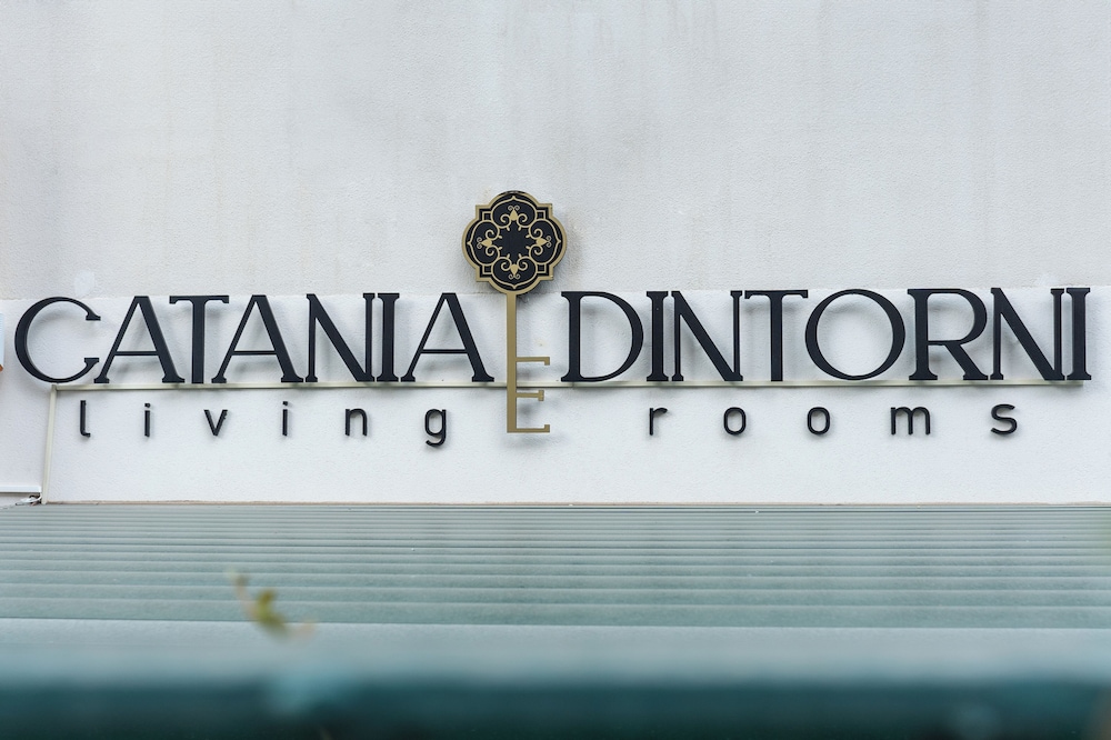 CATANIA E DINTORNI LIVING ROOMS