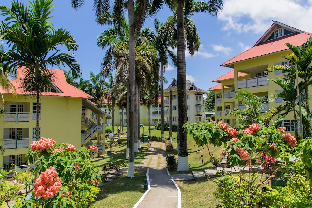 Hillview at Mystic Ridge