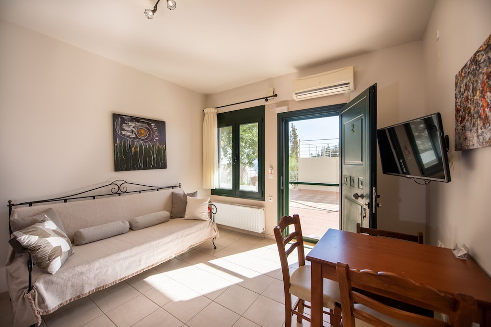 Portela Suites Kampoula