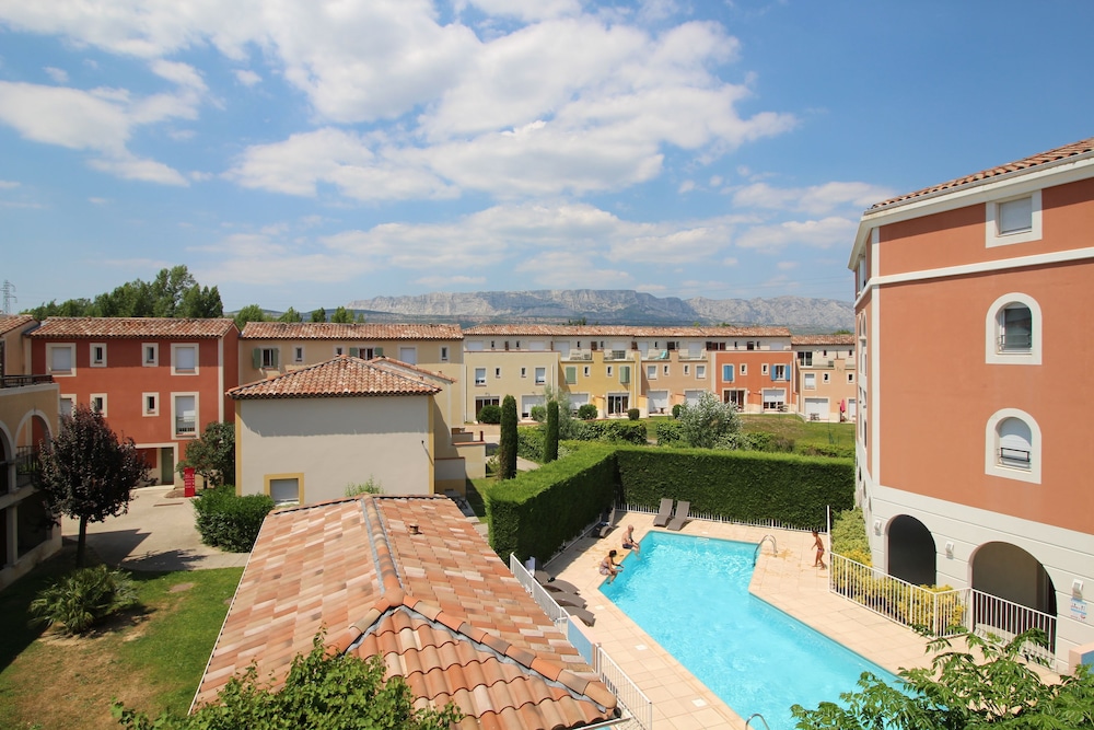 Appart'Hotel Garden & City Rousset