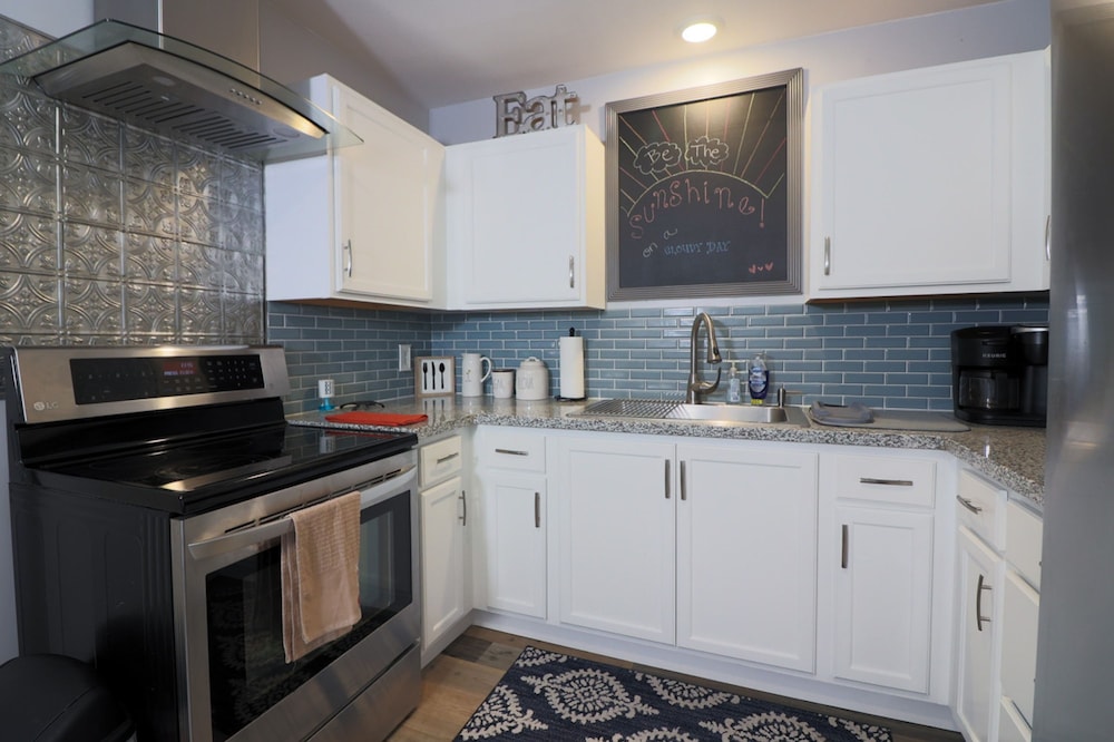 One-of-a-kind Home Near Moody Gardens