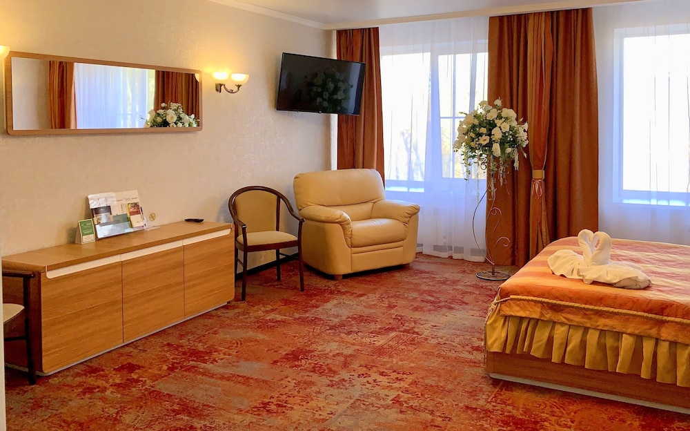 Almaz Hotel
