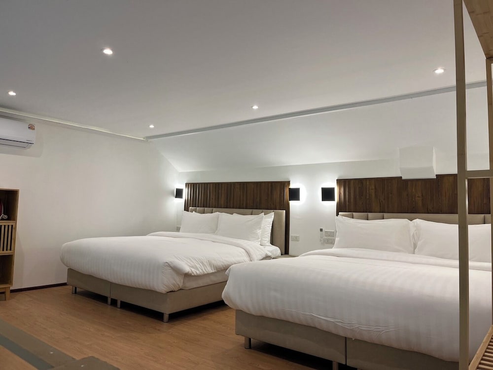 Khao Lak - Loft Suite