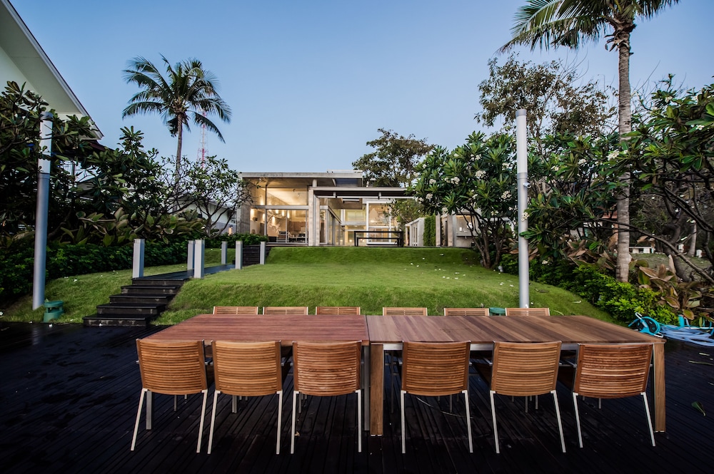 Sunsky Villa Huahin