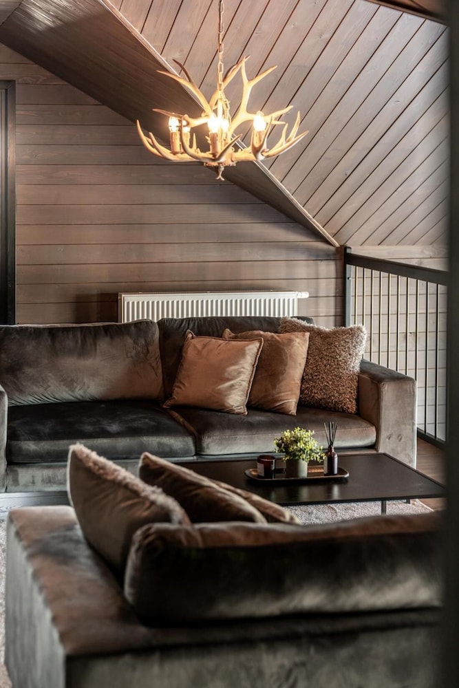 Idre Sky Mountain Lodge- Ski in Ski out