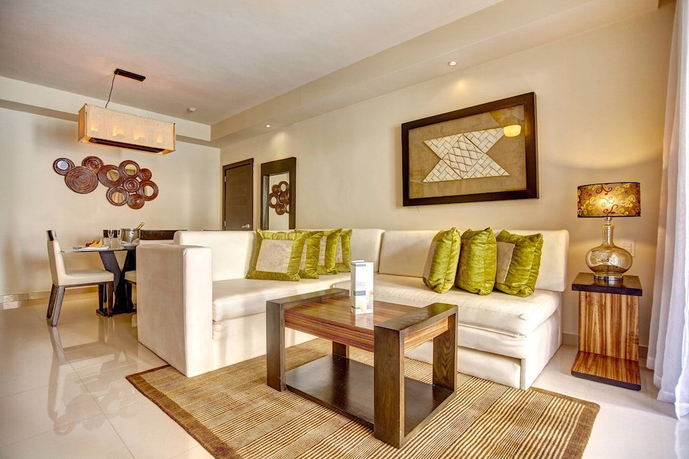 Royalton Hideaway Punta Cana, An Autograph Collection All-Inclusive Resort & Casino – Adults Only