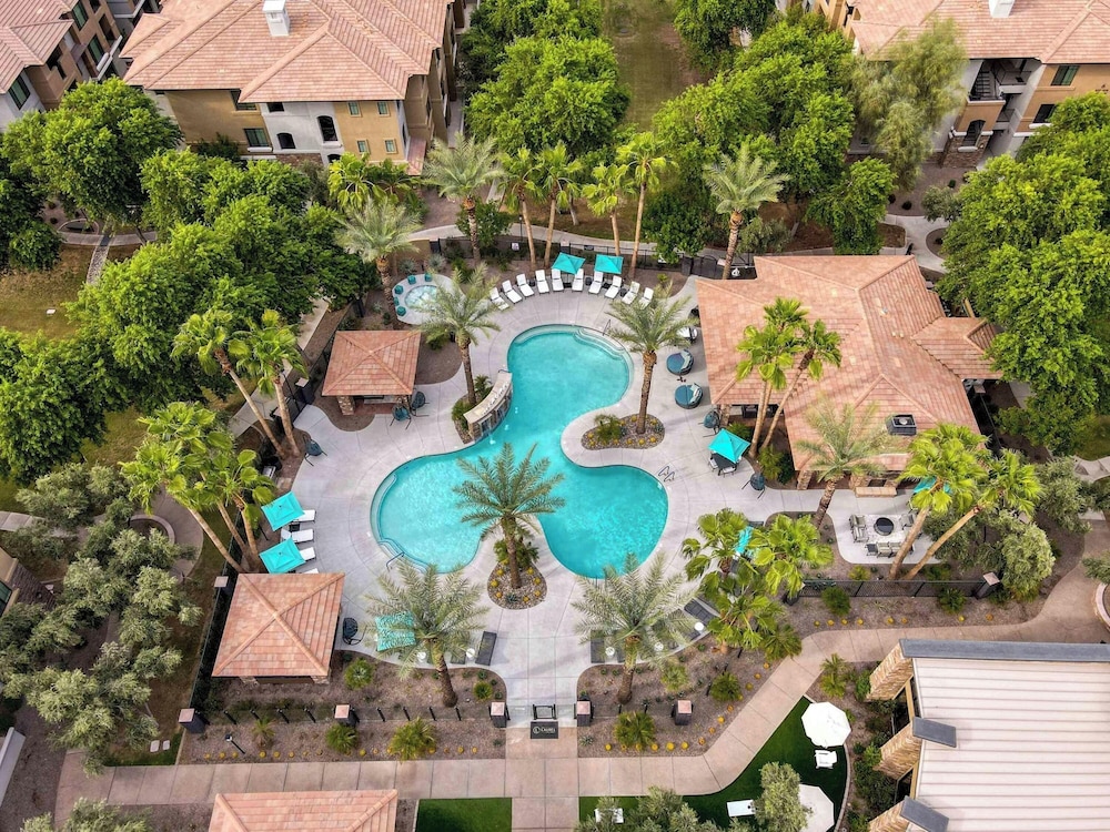 The Laurel Apartments in Chandler