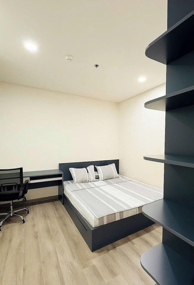 Monarchy Luxury Serviced Apartments