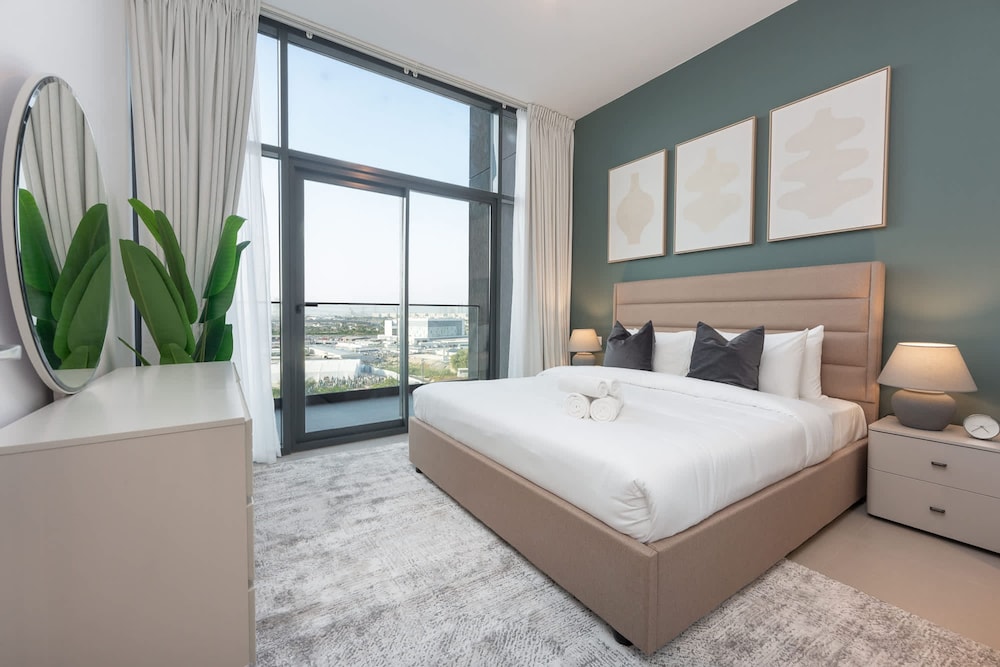 Modern Aesthetic 1-bedroom Apartment in Dubai Hills