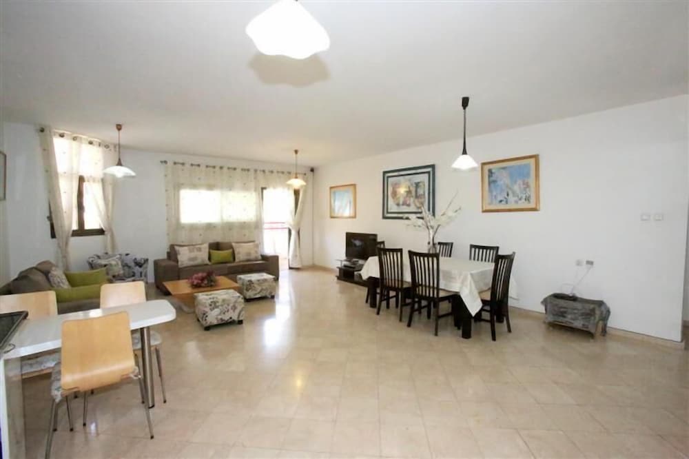 Elena Apartments