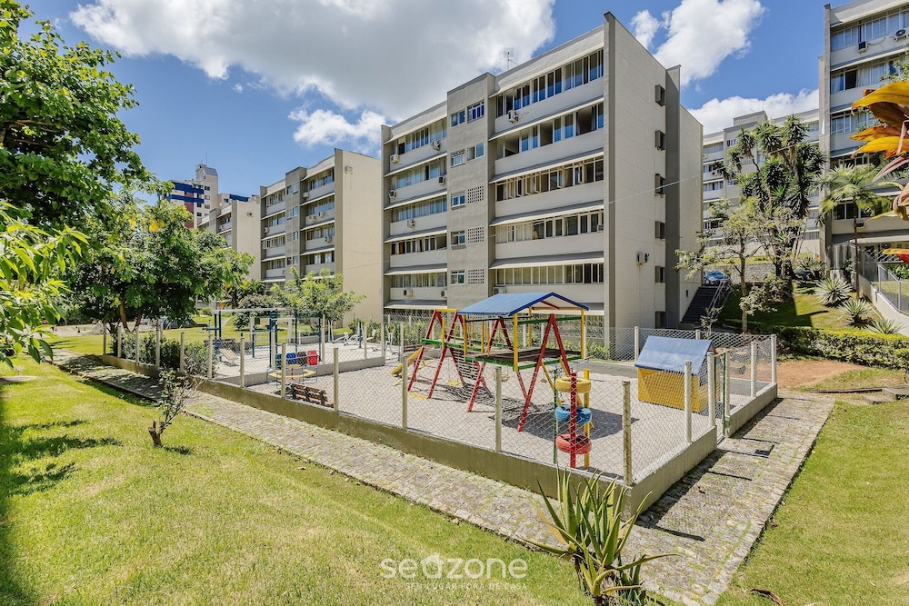Apartment With Home Office in Floripa Jfm0062