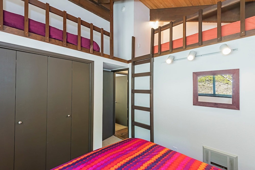 Alpine Meadows Cabin view 3