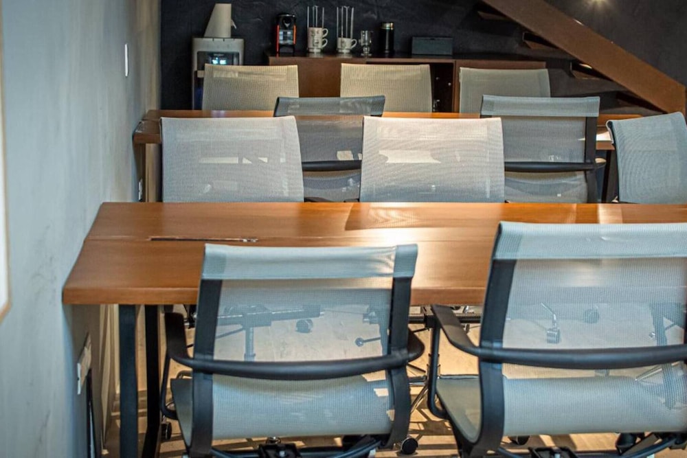meeting & event spaces