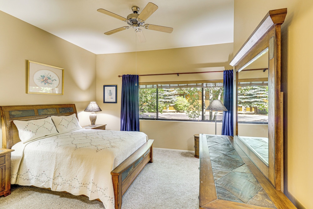 Pinetop Lakes Golf Club Cabin w/ Central A/C