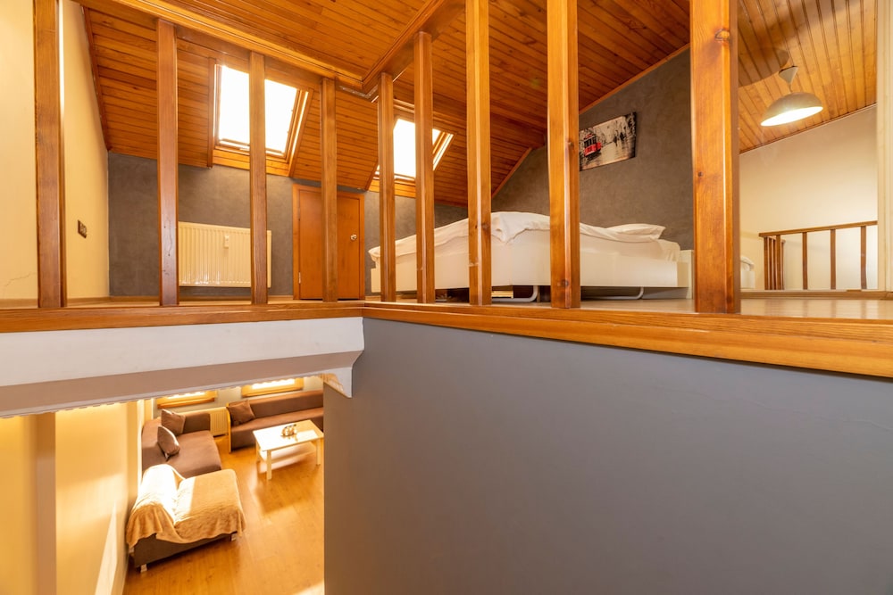 Opera House Otel - Image 28