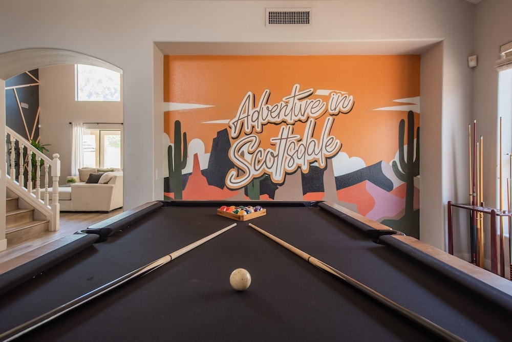 Scottsdale Paradise Poolside With Hot Tub Gym