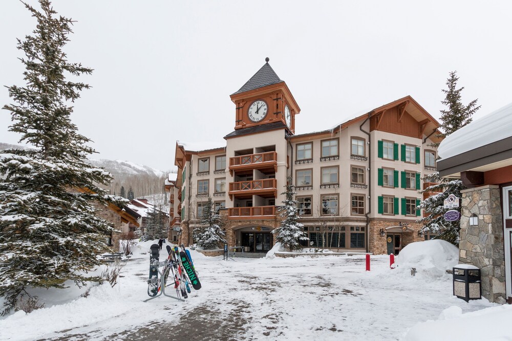 3305 - Two Bedroom Deluxe Powderhorn Lodge 2 Condo by RedAwning view 4