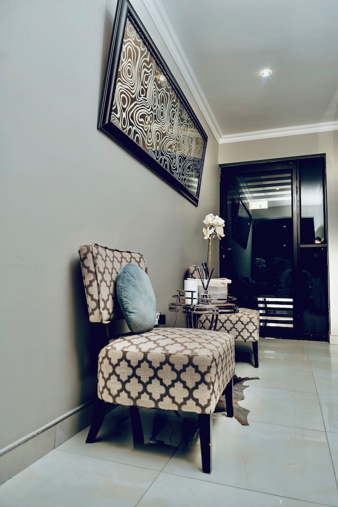 Escapade Lux Guesthouse