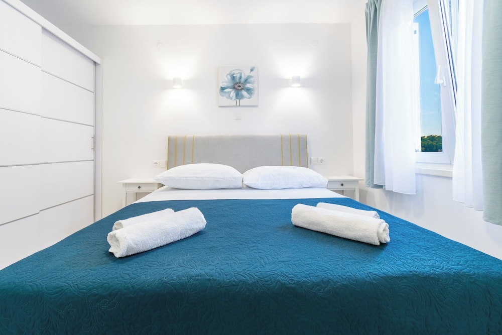 Modern apartment Marijan