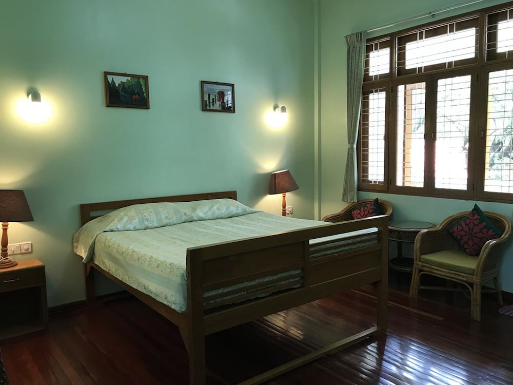 Ma Ma Guest House
