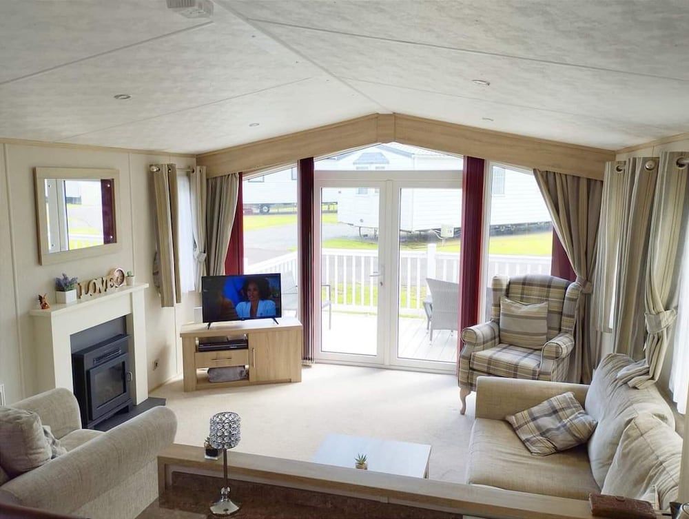 Luxury Lodge Caravan Sand Le Mere Holiday Park view 5