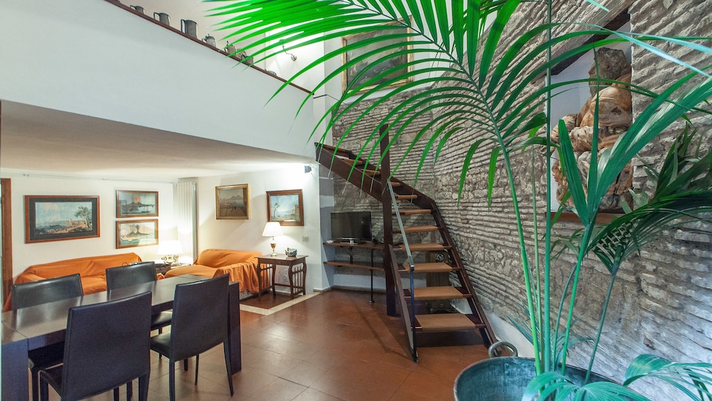 Rental in Rome Pantheon