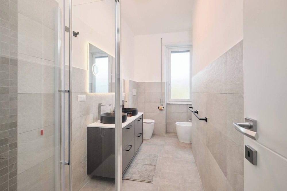 Colosseo-san Giovanni, New Apartment Wi-fi & A-C