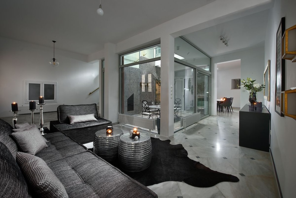 Aldis Plaka Mansion by K&K