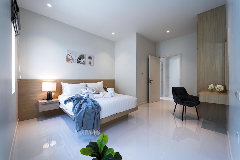 Modern 3 Bedroom Villa AS1