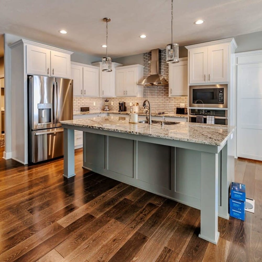 Luxury Retreat Modern 5BR Ranch in Bennington