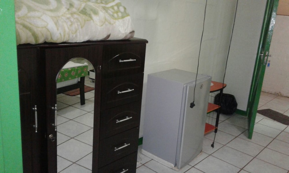 Kazungula Guest House