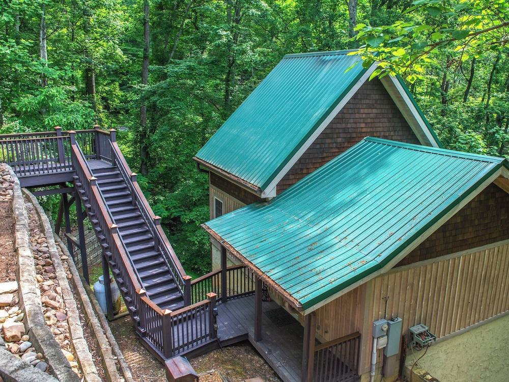 Smokies Bungalow