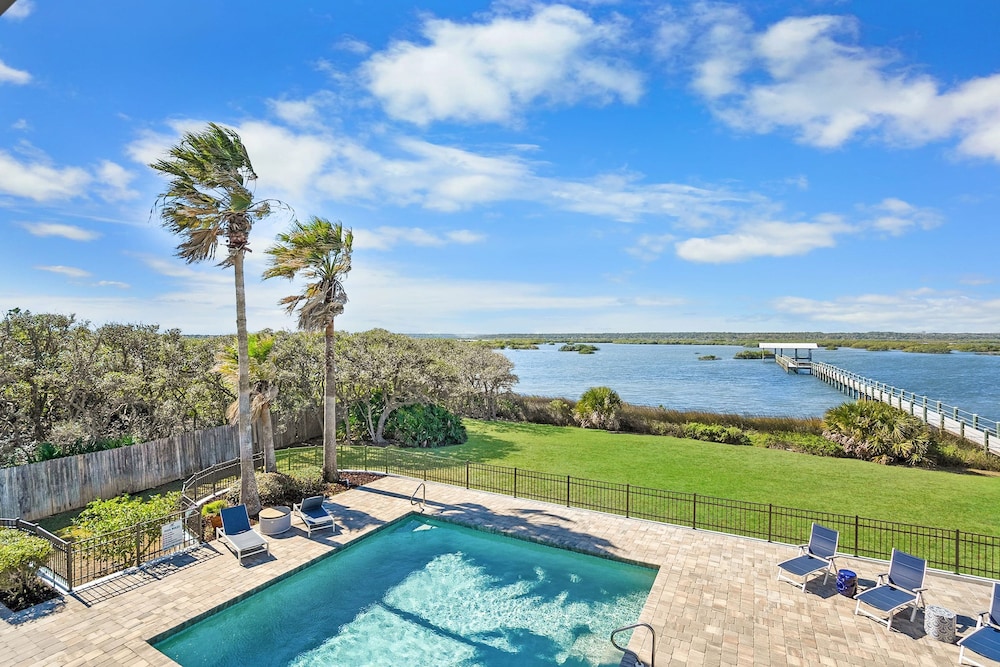 Waterfront Home w Patio Heated Pool Dock Beach