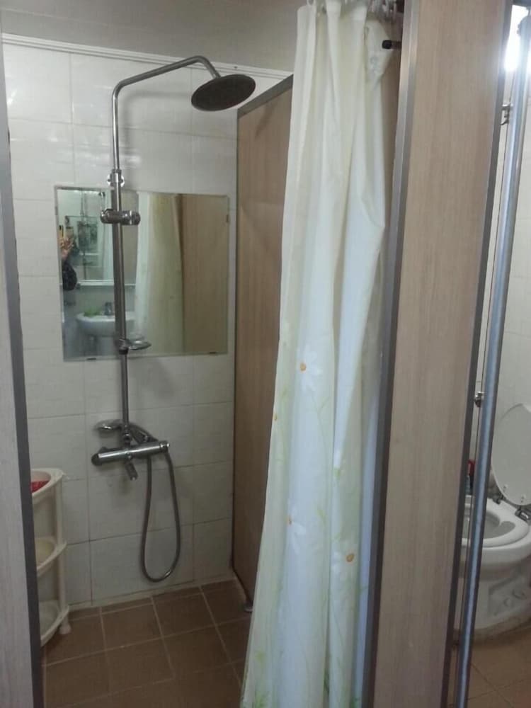 Hwaseong Guest House - Hostel