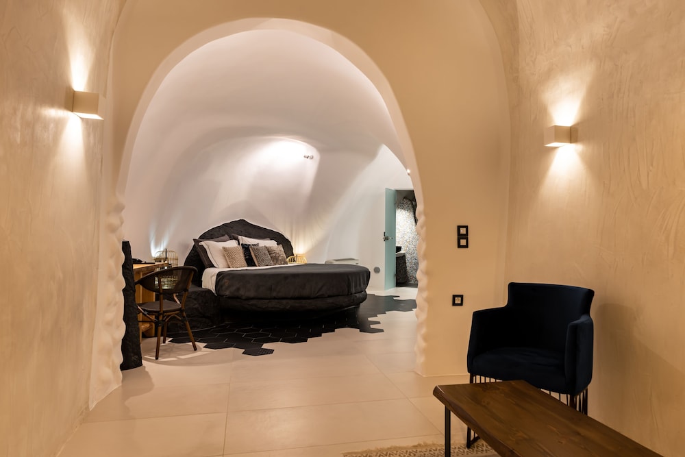Daydream Luxury Suites