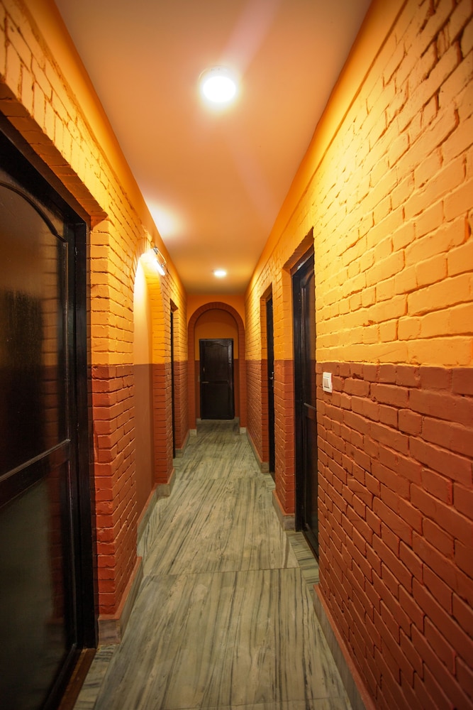 Photo 19