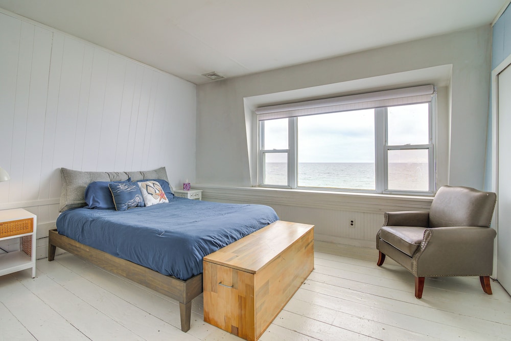 Oceanfront Marshfield Home on Brant Rock Beach