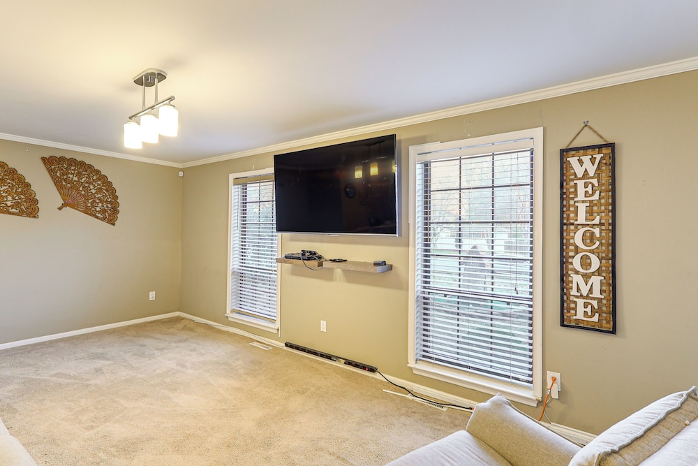 3 Mi to Dover Motor Speedway: Pet-friendly Retreat