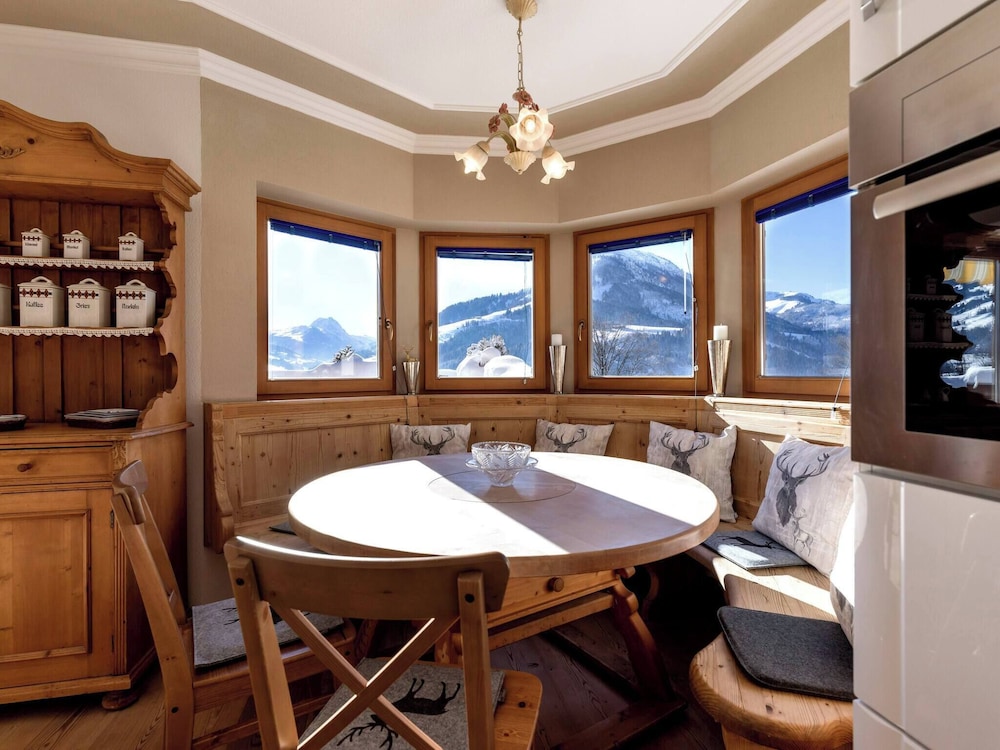 Luxury Chalet 330 m² Sauna, Jacuzzi & Mountain View