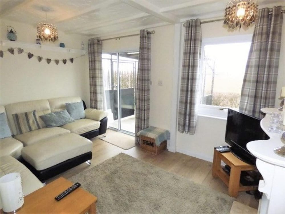 3 Bedroom Detached Holiday Chalet, Southshore Park