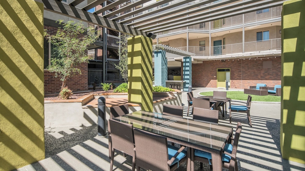 ROVE LIVING/KL - The Fredrick Tempe
