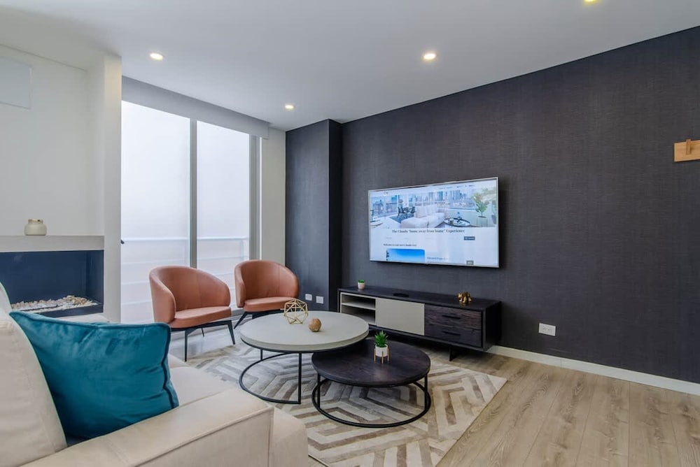 Fantastic 3BR in Usaqu n
