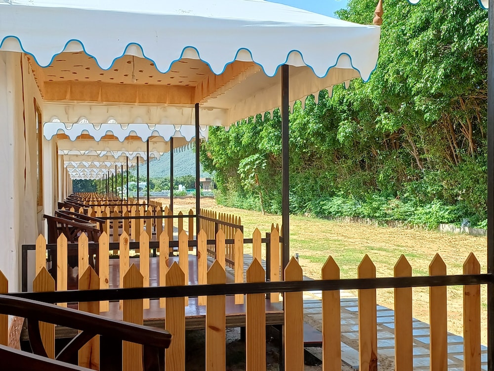 Royal Pushkar Camps