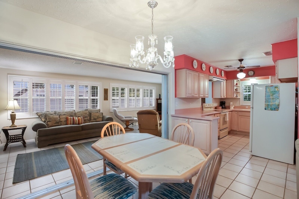 Wrights 3 Bedroom Home by Redawning
