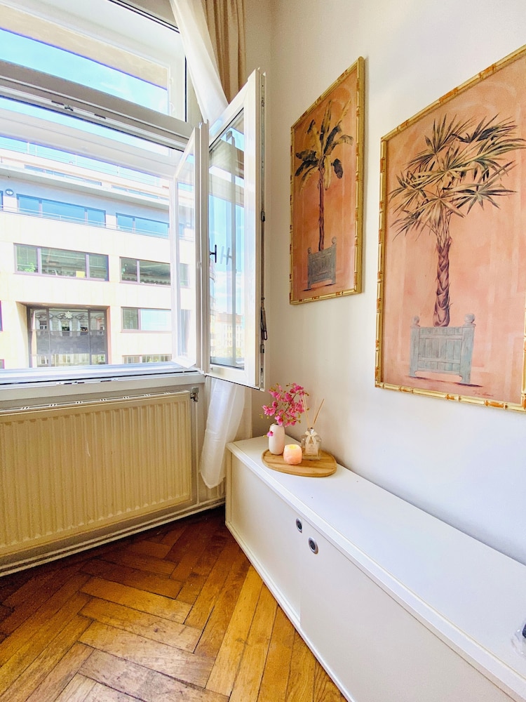 Cozy 2BR Apartment Near Westbahnhof