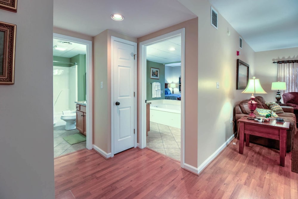 Whispering Pines 222 view 5