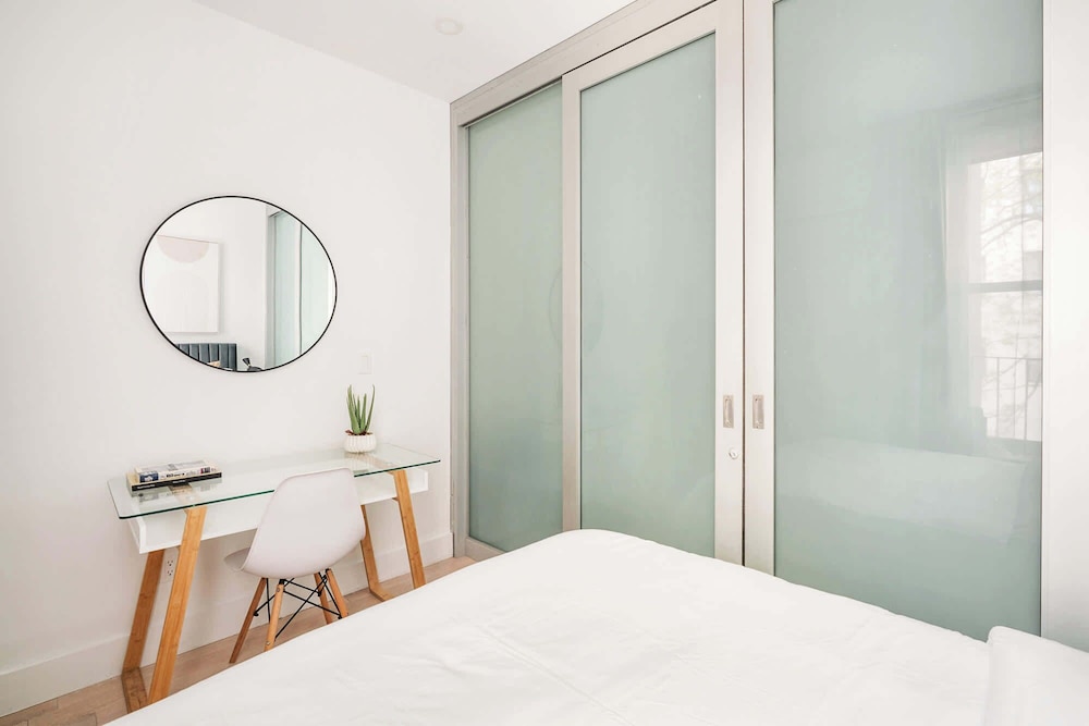 317 UES Apartments