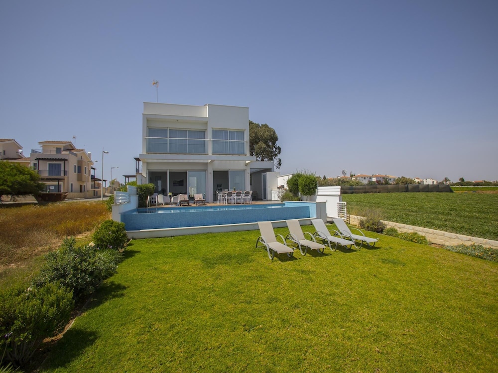 Villa Eponine in Protaras