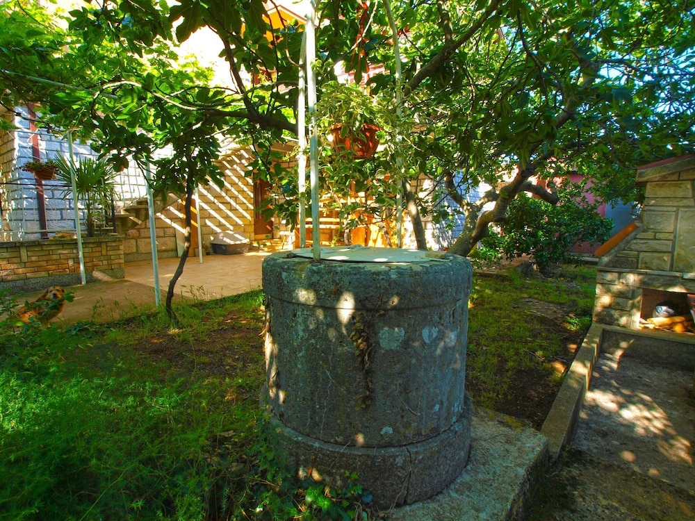 Apartment 731 view 4